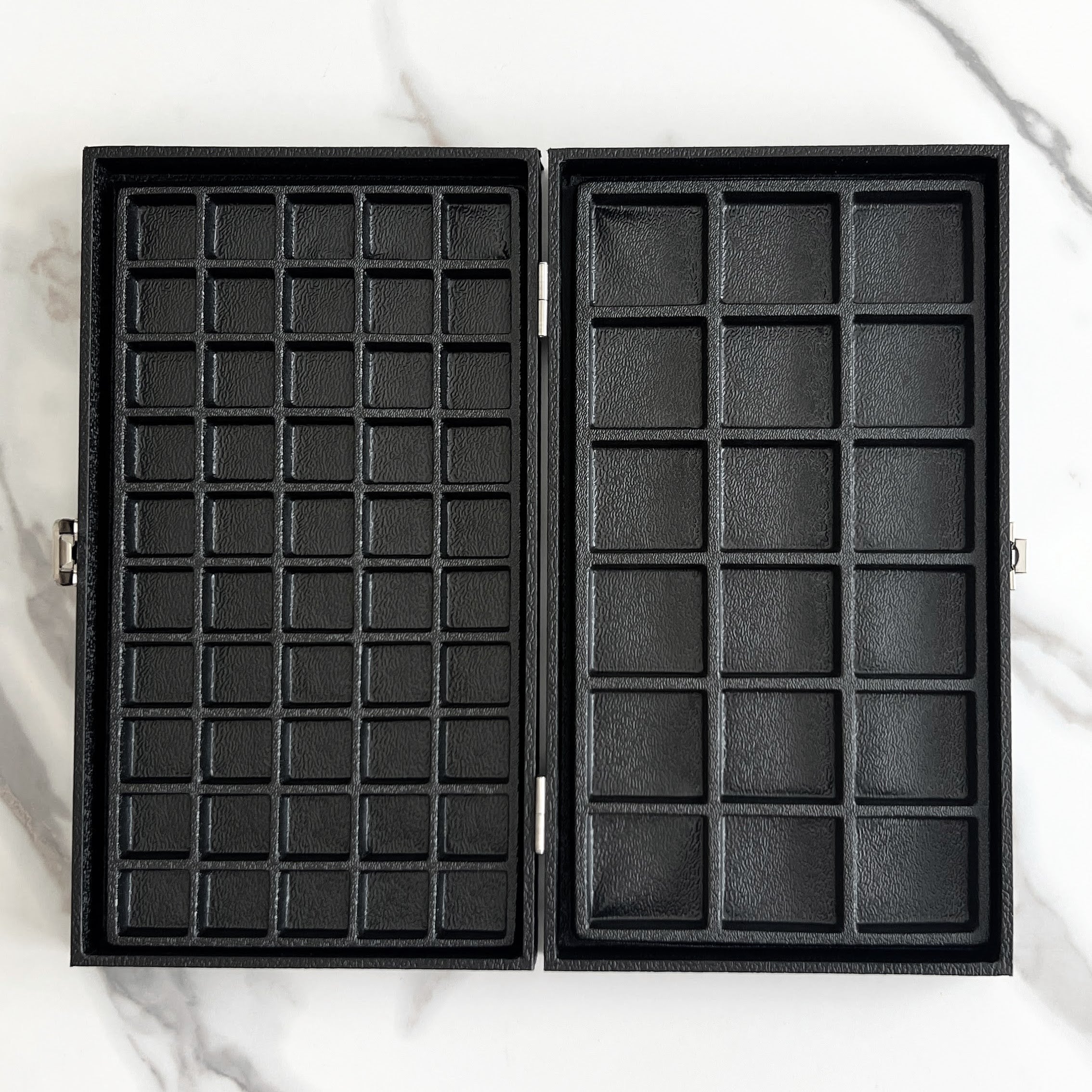 Tray Liner fits hard case for face paints - 32 spaces